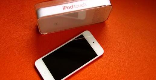Apple iPod Touch 5th Generation photo