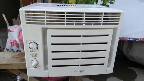 Aircon carrier .5hp with timer photo