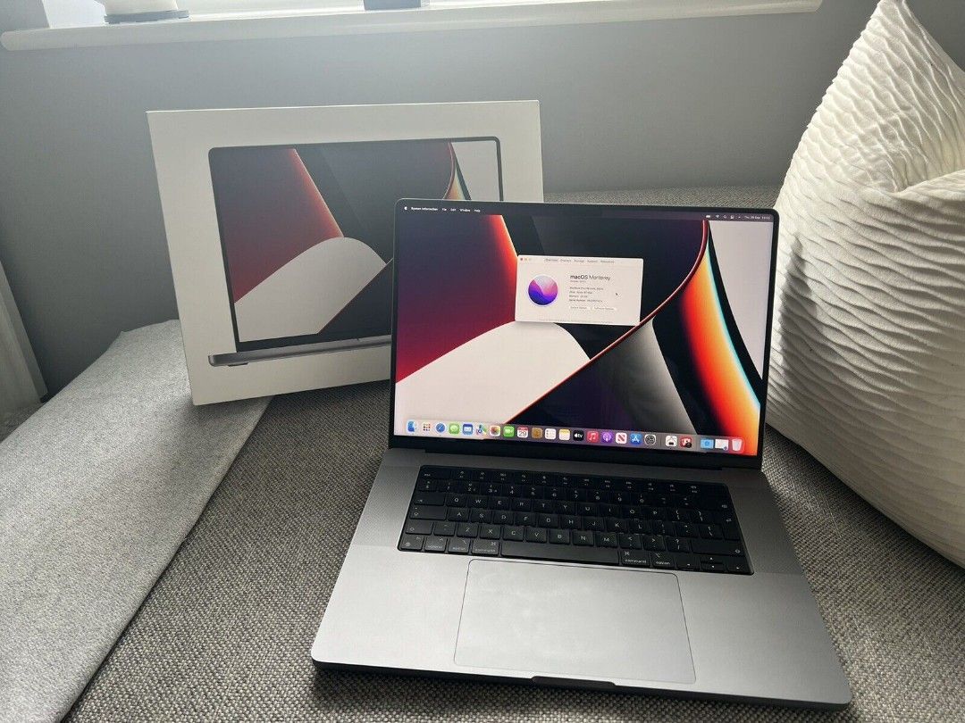 MacBook Pro M1 Max 2021 photo